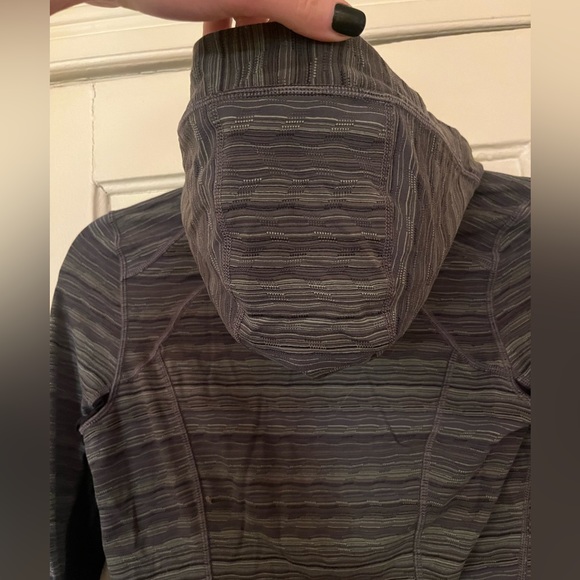 Lululemon Define Jacket - Picture 5 of 11